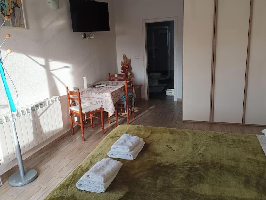 Apartment, 200M From Sea Brtonigla Buitenkant foto
